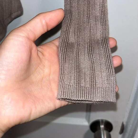 NWT Abercrombie & Fitch Beige Turtleneck Bodysuit - Picture 4 of 10